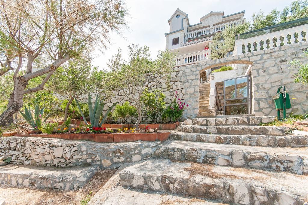 Apartments Natasa Trogir Exterior foto
